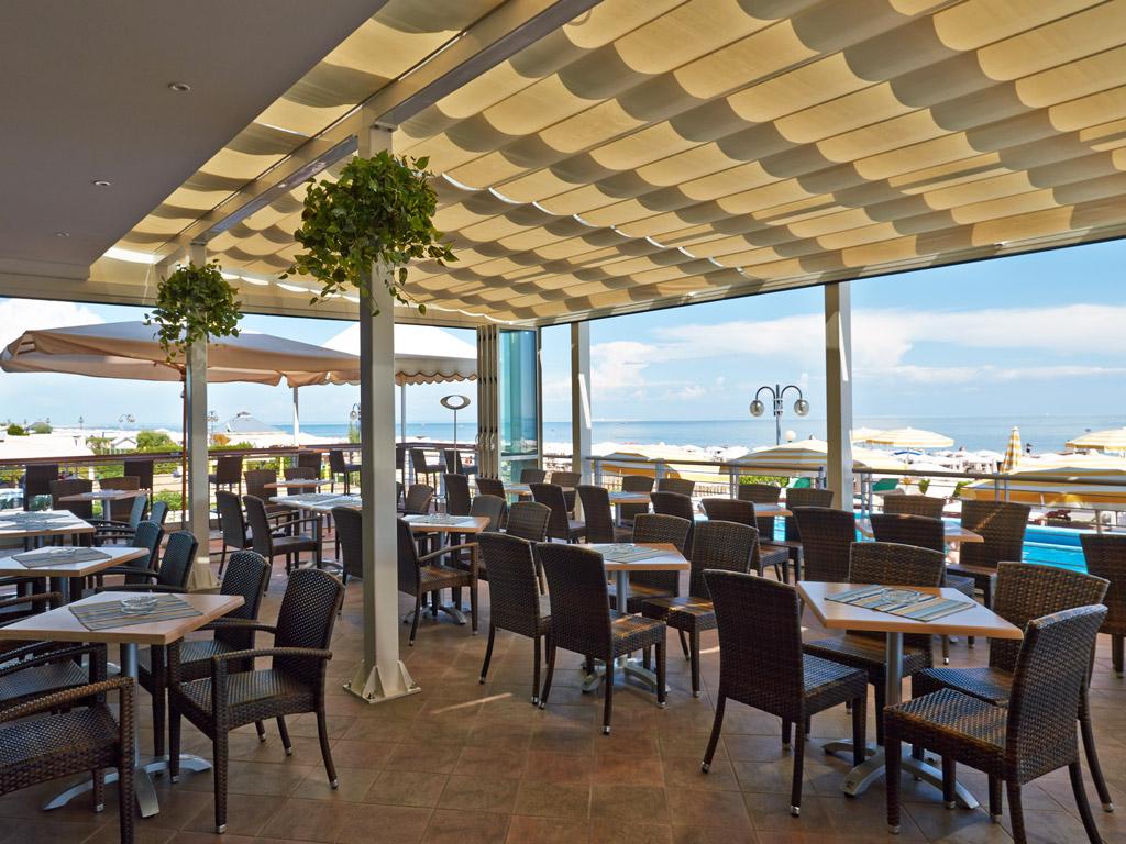 Hotel Capitol Lido di Jesolo Ngoại thất bức ảnh