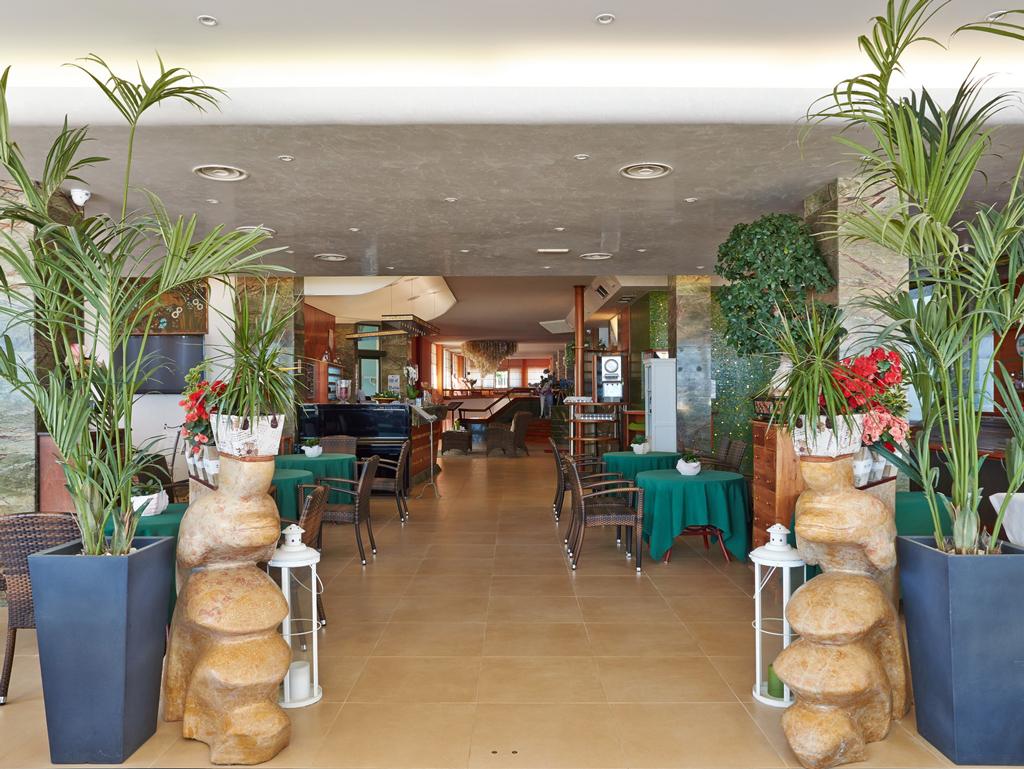 Hotel Capitol Lido di Jesolo Ngoại thất bức ảnh