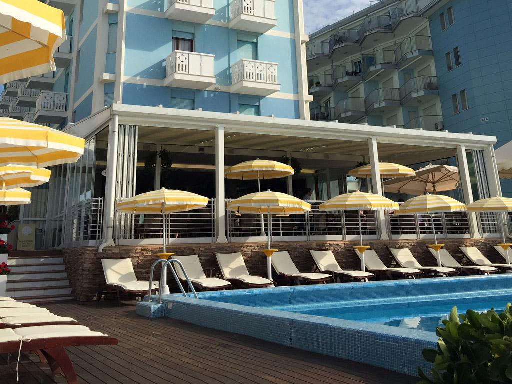 Hotel Capitol Lido di Jesolo Ngoại thất bức ảnh