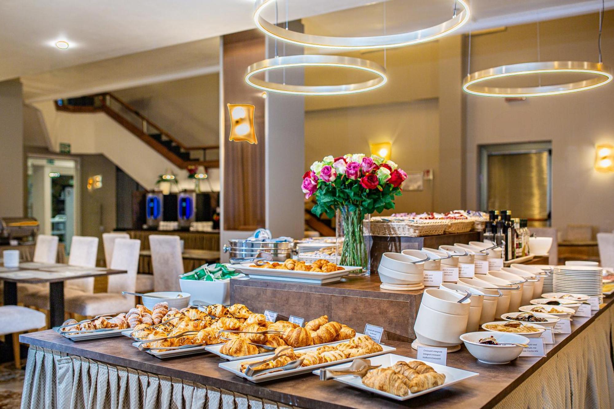 Hotel Capitol Lido di Jesolo Ngoại thất bức ảnh